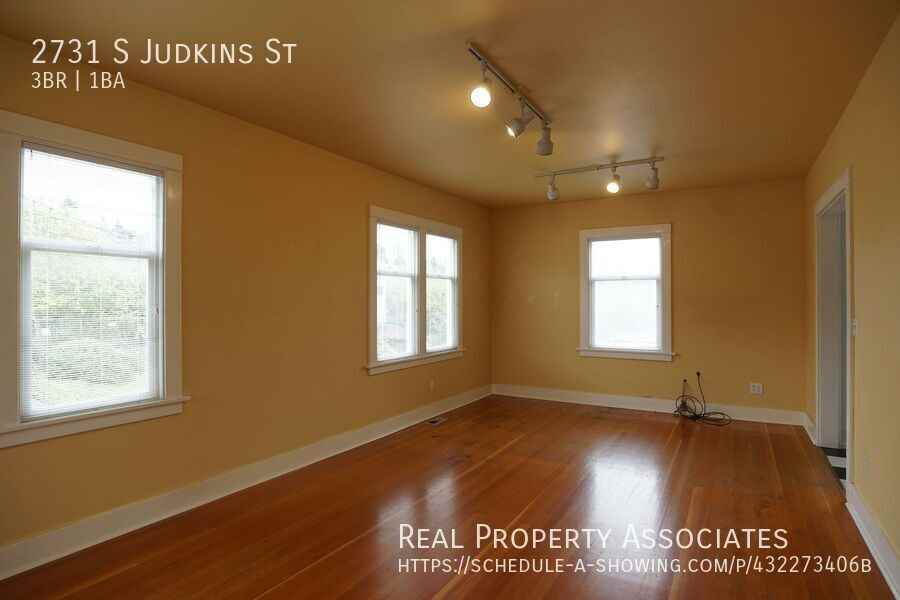 2731 S Judkins St - Photo 6 of 22
