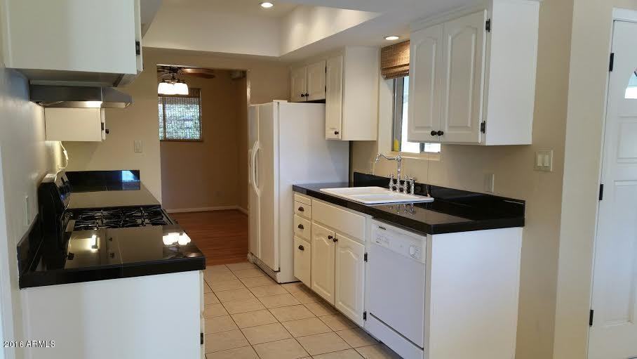 4029 E Campus Dr - Photo 2 of 28