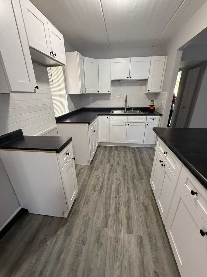 2601 Marigold Dr. - Photo 3 of 11