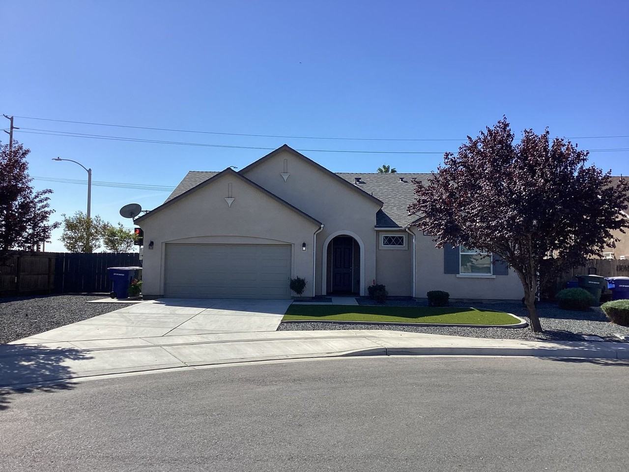1397 Hoover Way - Photo 2 of 36