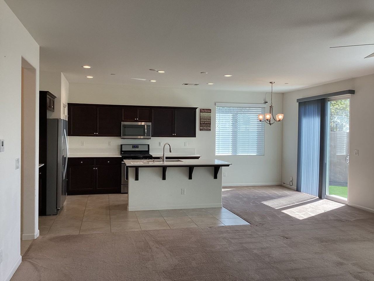 1397 Hoover Way - Photo 7 of 36