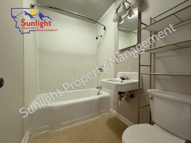 619 W 1st St - Photo 6 of 10