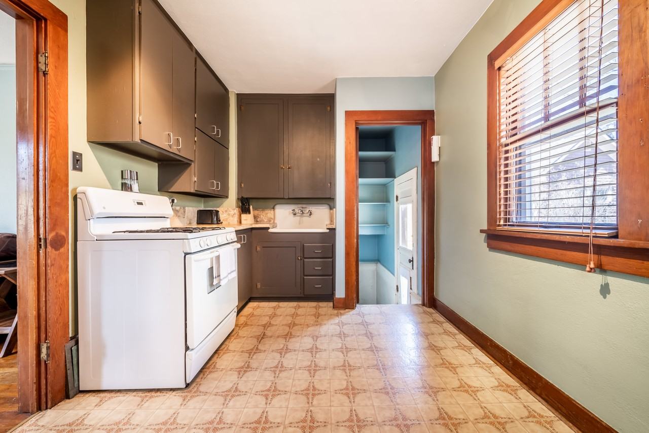 1214 N Wahsatch Ave #NA - Photo 5 of 13