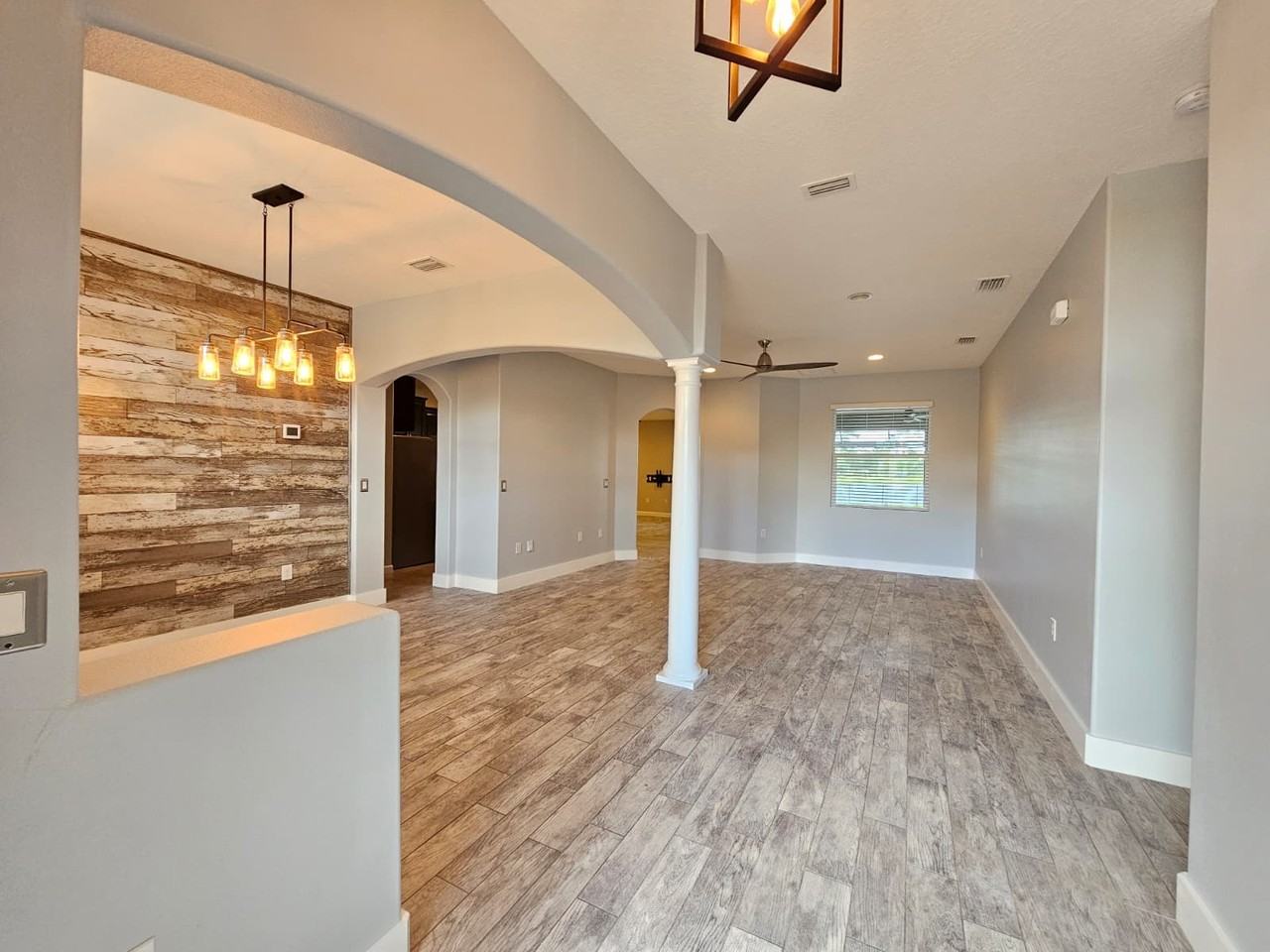 3820 Watergrass St - Photo 4 of 50