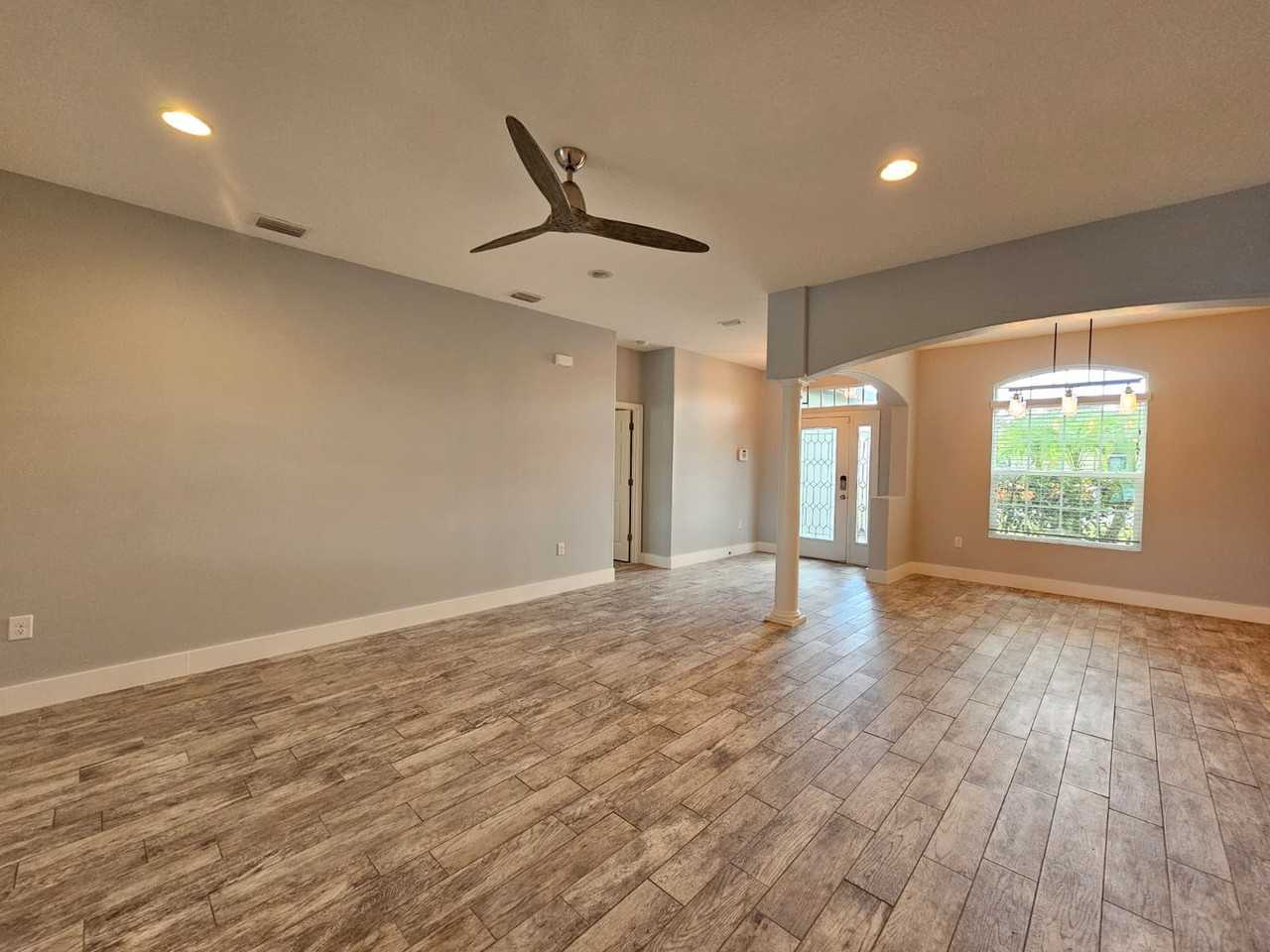 3820 Watergrass St - Photo 5 of 50