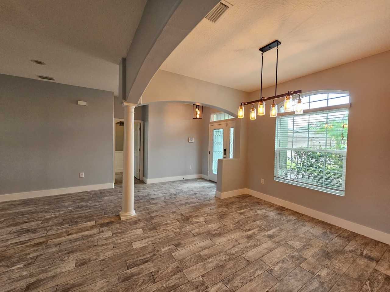 3820 Watergrass St - Photo 6 of 50