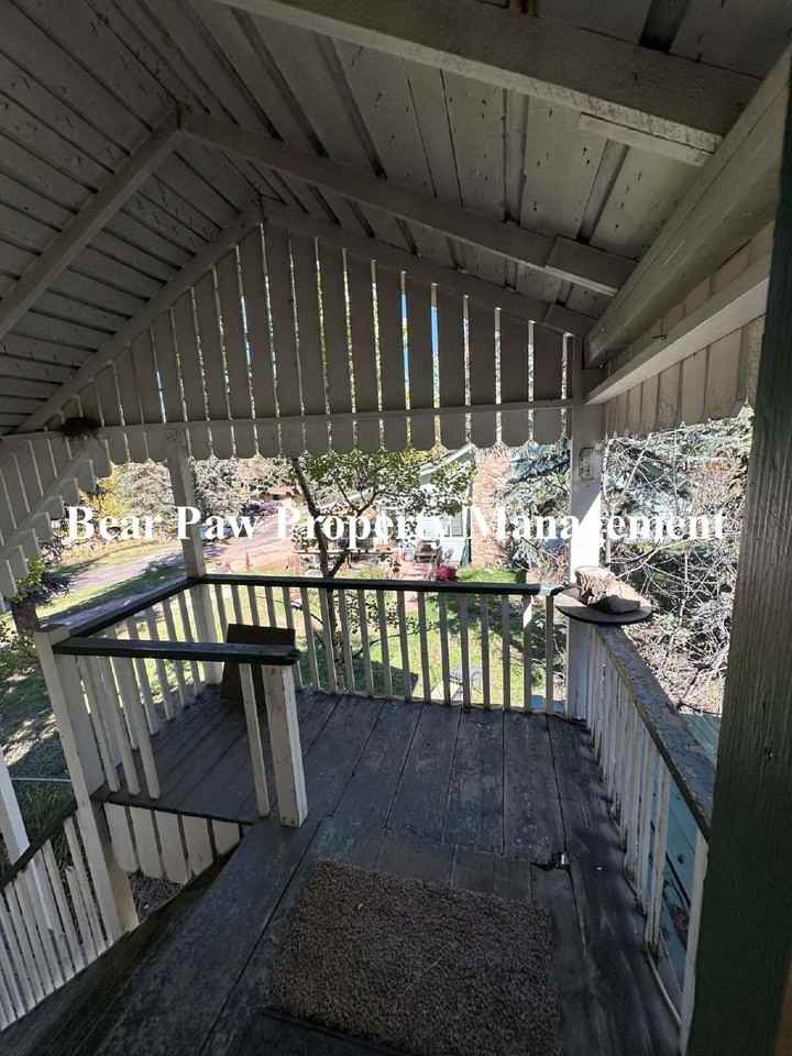 27790 Bear Creek Road - Photo 2 of 7