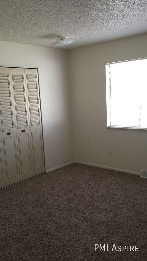 1700 Meadow Street - Photo 3 of 6