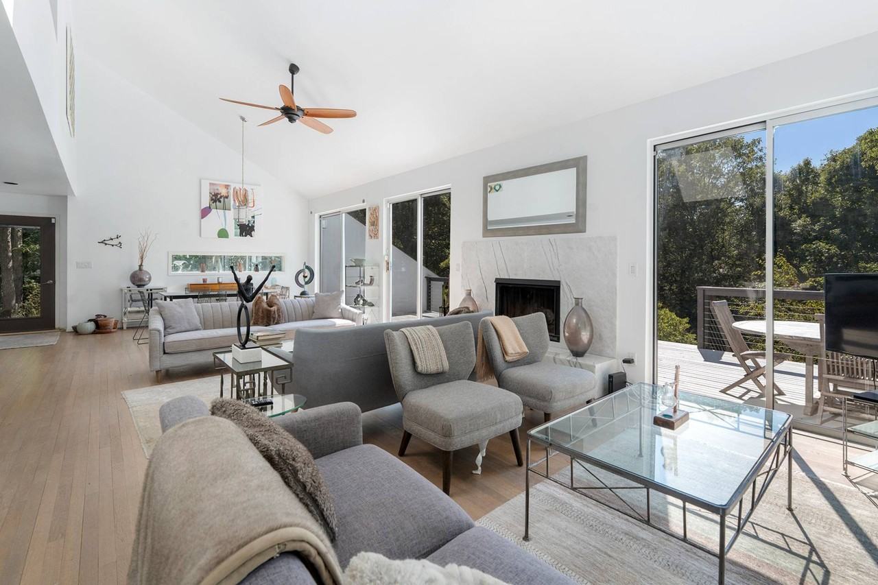 10 Quadrant Hill Rd - Photo 3 of 22