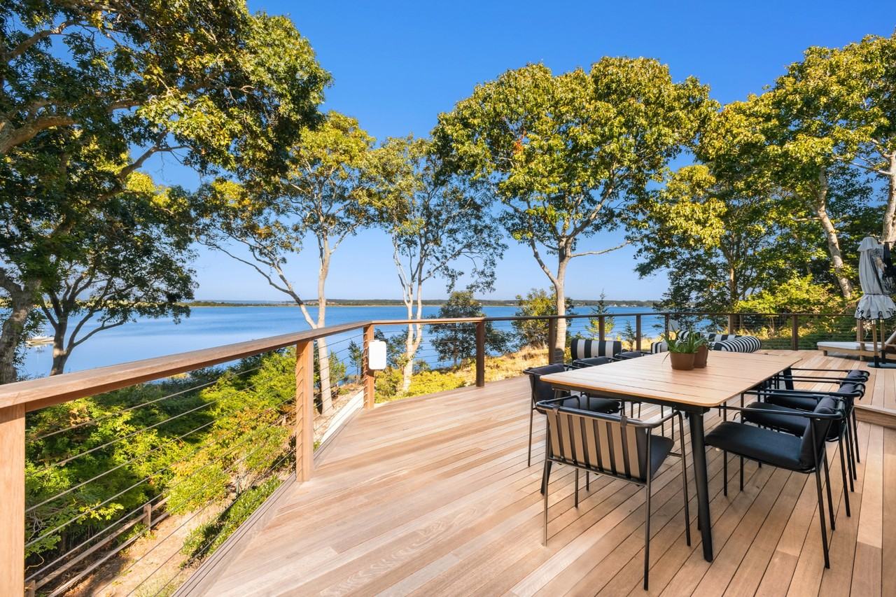 38 Three Mile Harbor Dr - Photo 3 of 30