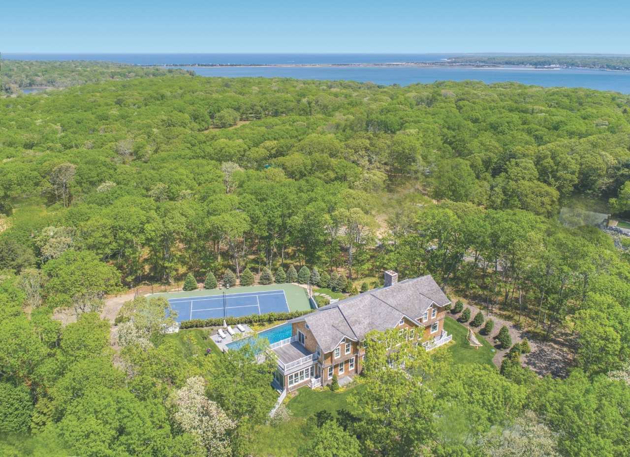 171 Springy Banks Rd - Photo 3 of 30