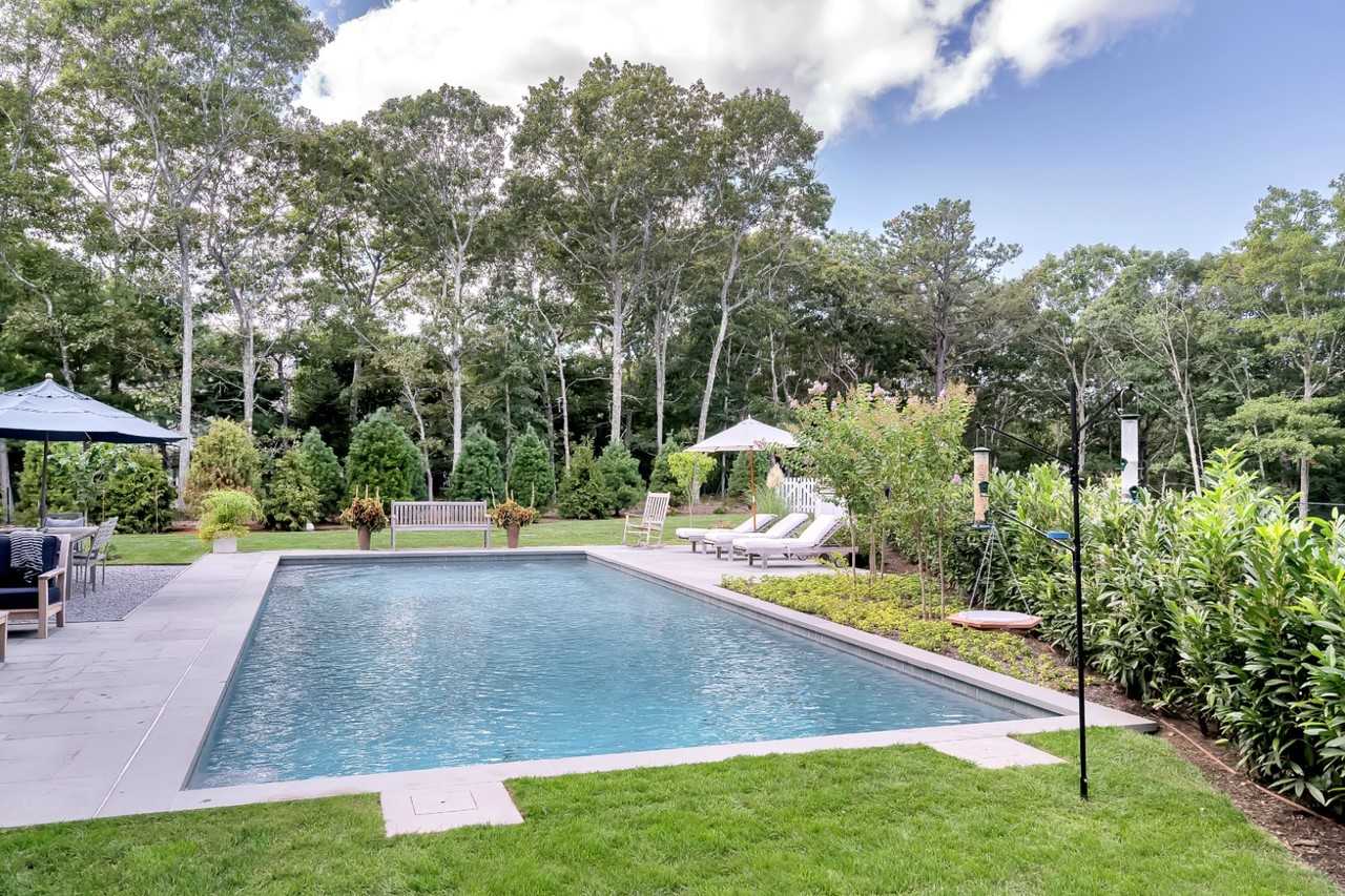 171 Springy Banks Rd - Photo 5 of 30