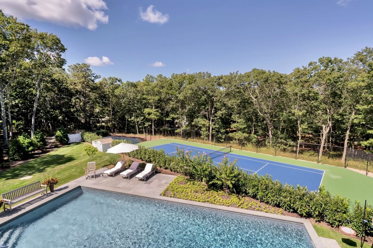 171 Springy Banks Rd - Photo 6 of 30