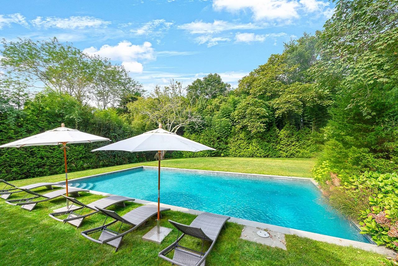 19 Barns Ln - Photo 2 of 30