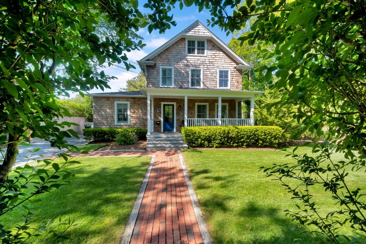 128 Newtown Ln - Photo 4 of 19