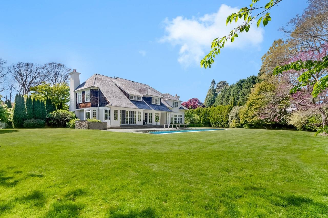 77 Jericho Rd - Photo 4 of 22