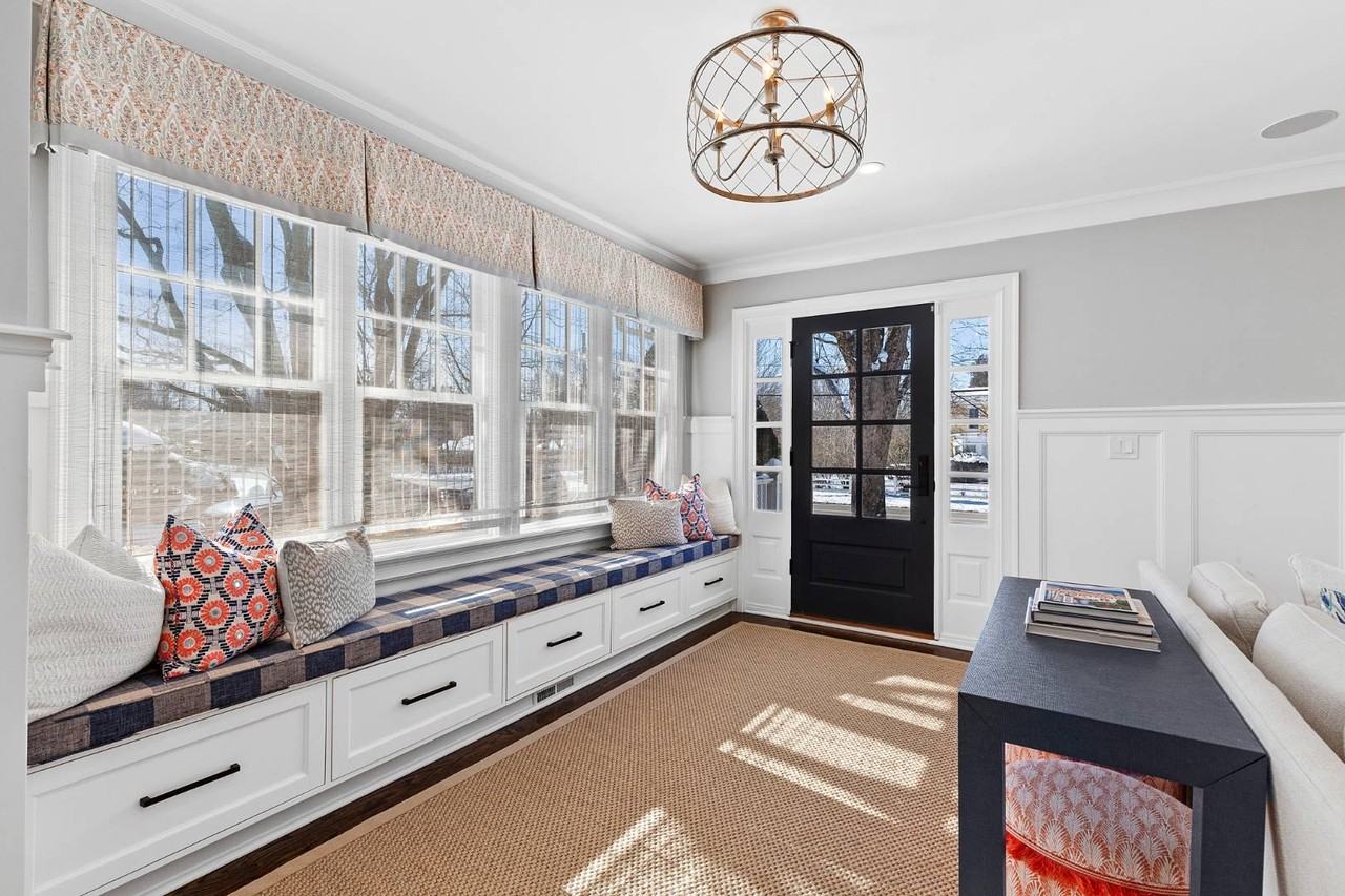 145 Lumber Ln - Photo 4 of 22