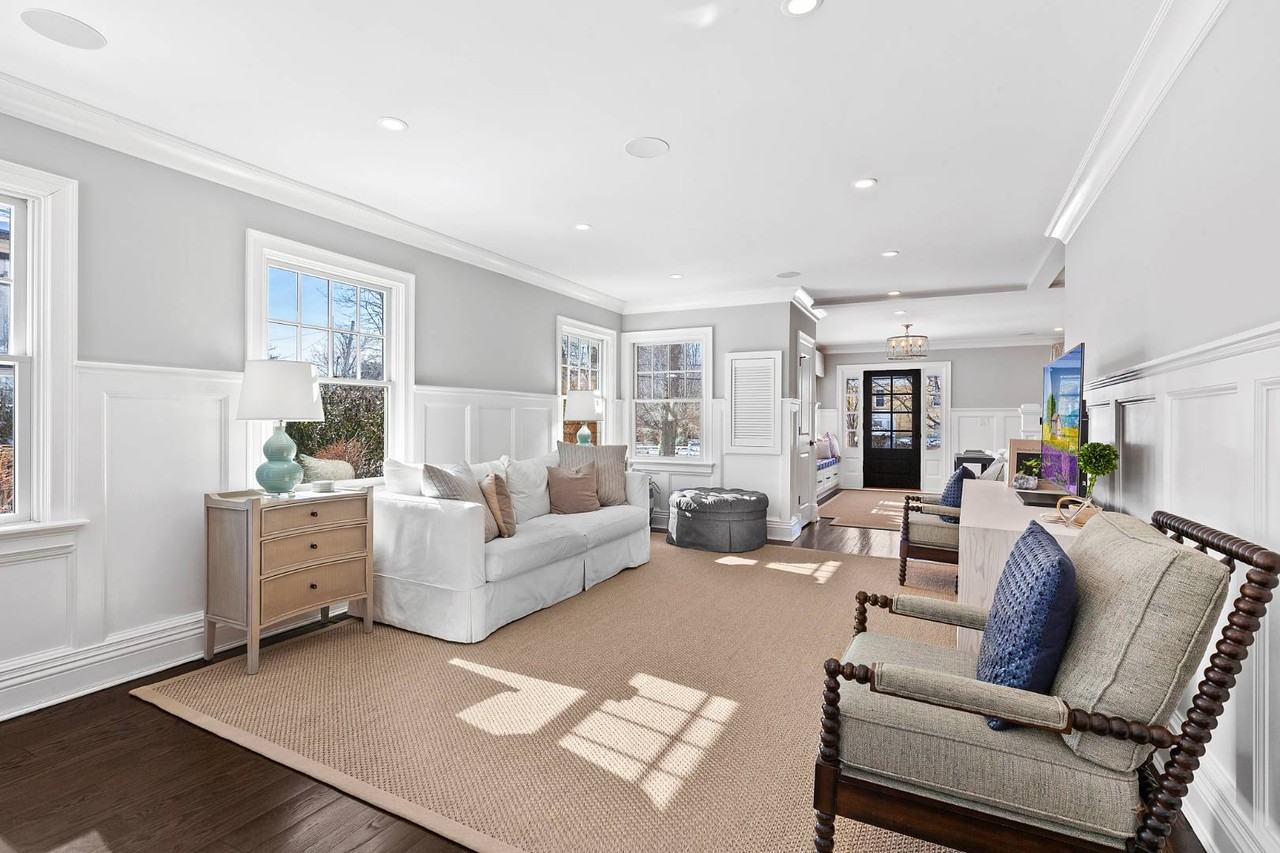 145 Lumber Ln - Photo 6 of 22