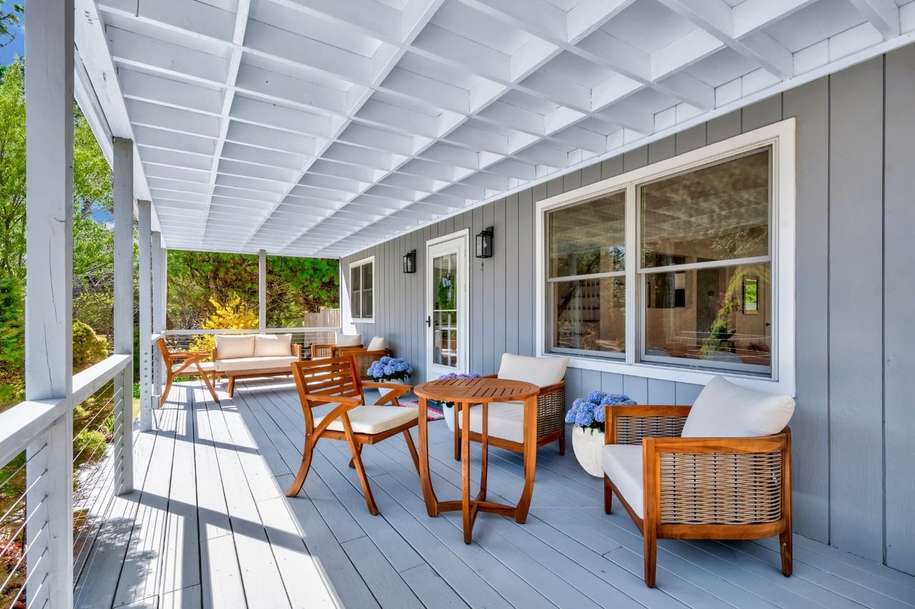 30 Wyandanch Rd - Photo 5 of 24