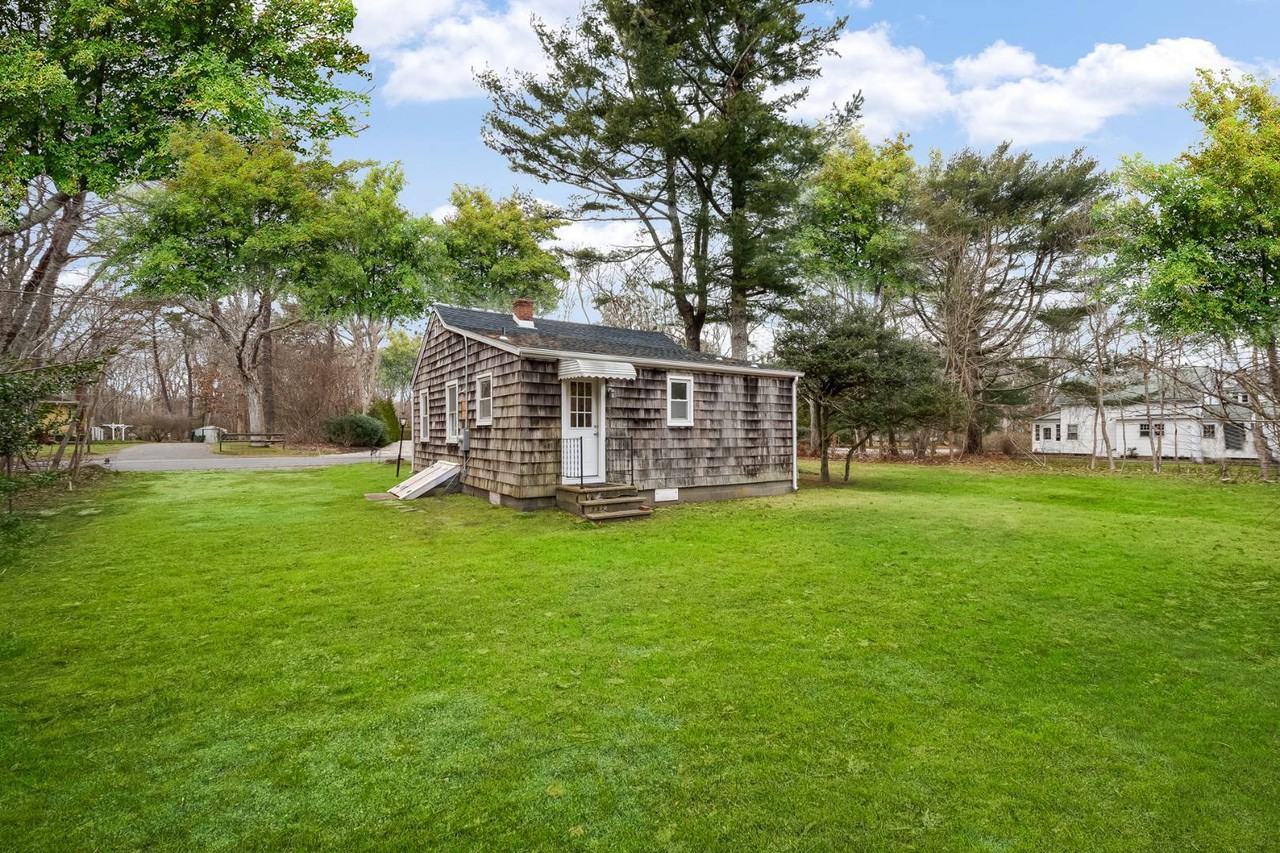 54 Miller Ln W - Photo 2 of 7