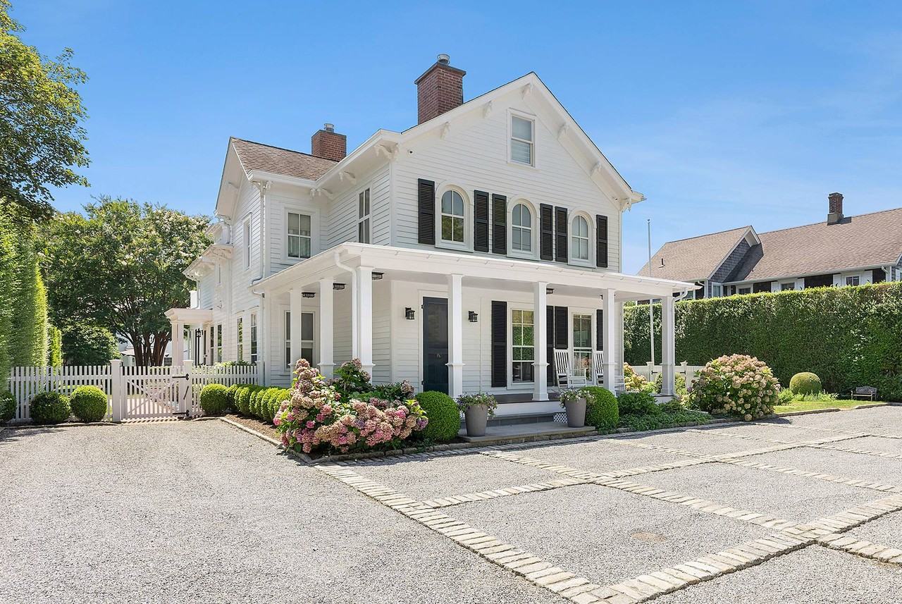 232 Hill St - Photo 2 of 30