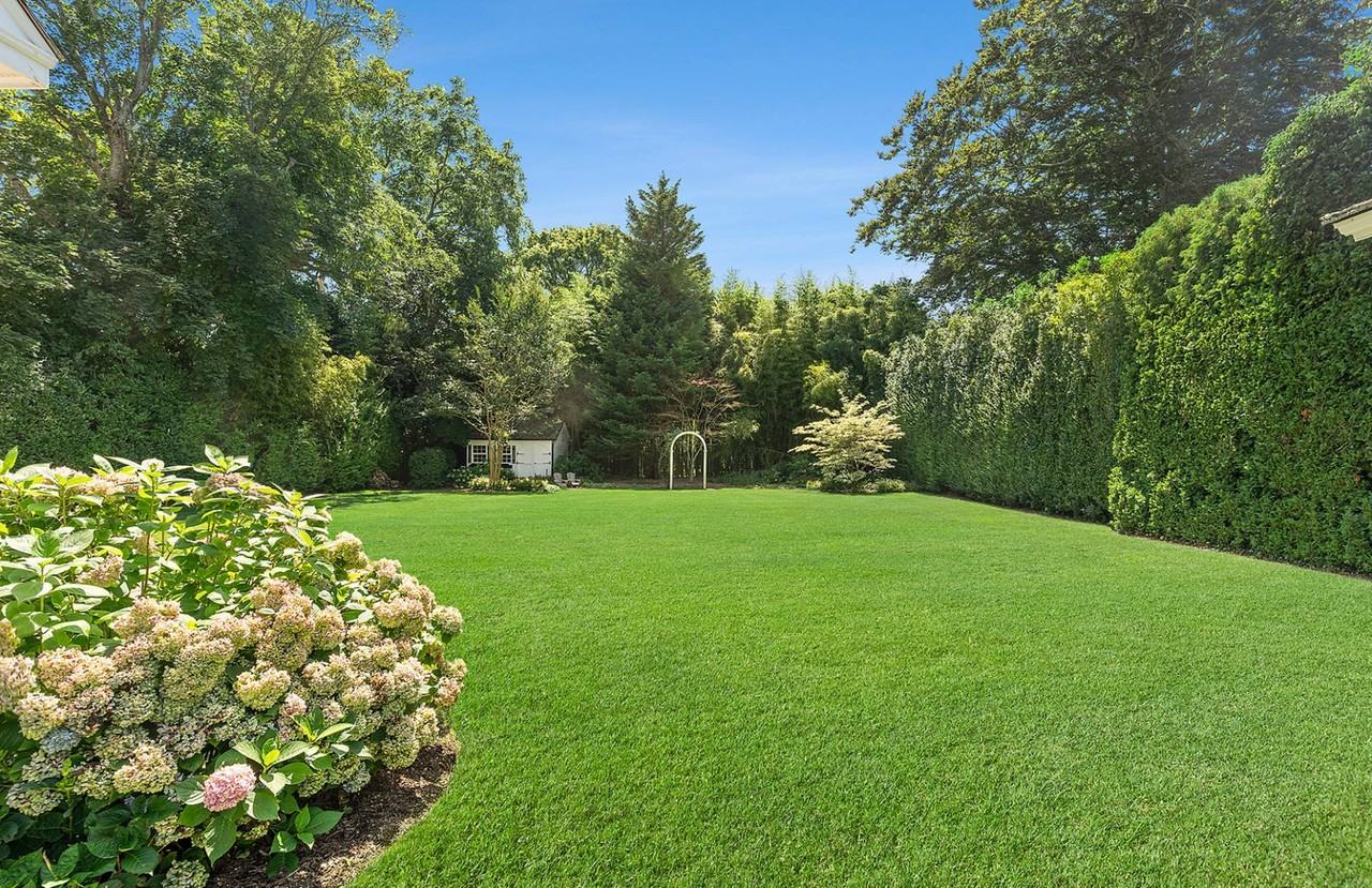 232 Hill St - Photo 5 of 30