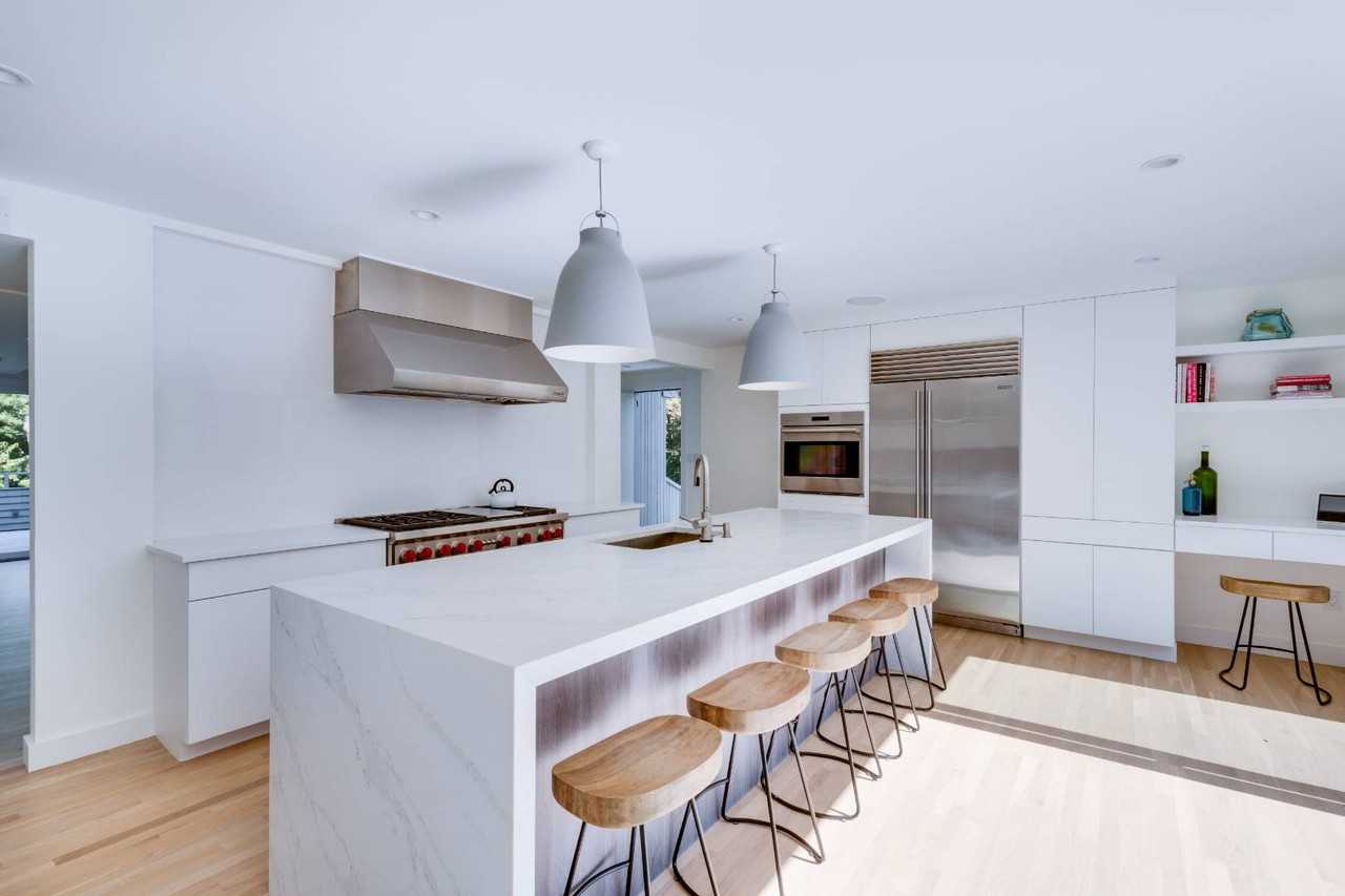 49 Arbutus Rd - Photo 5 of 24