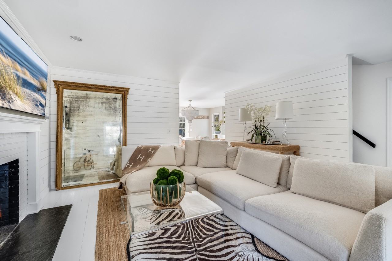 65 Lincoln Ave - Photo 4 of 22