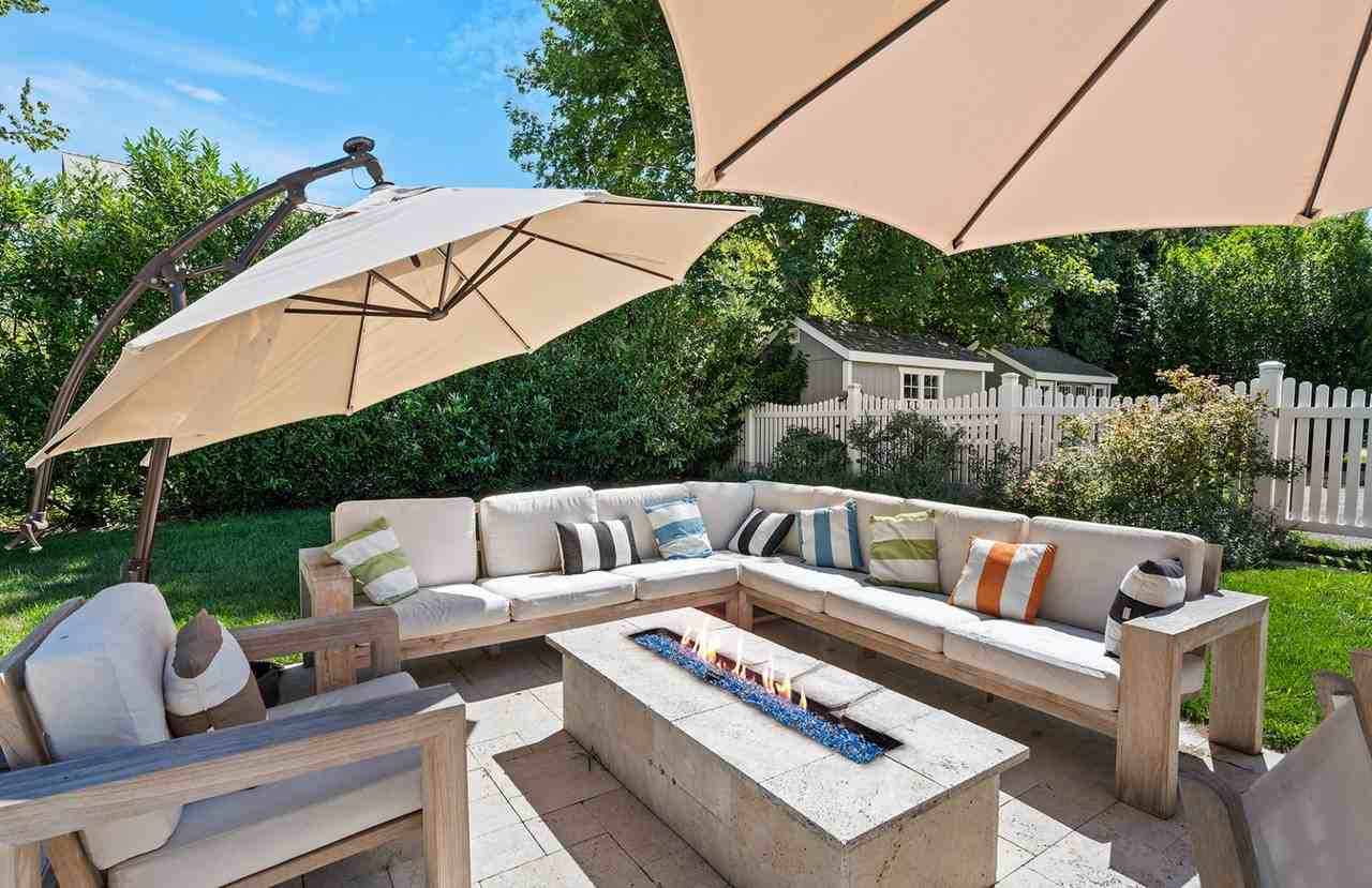 28 Windermere Dr - Photo 6 of 30