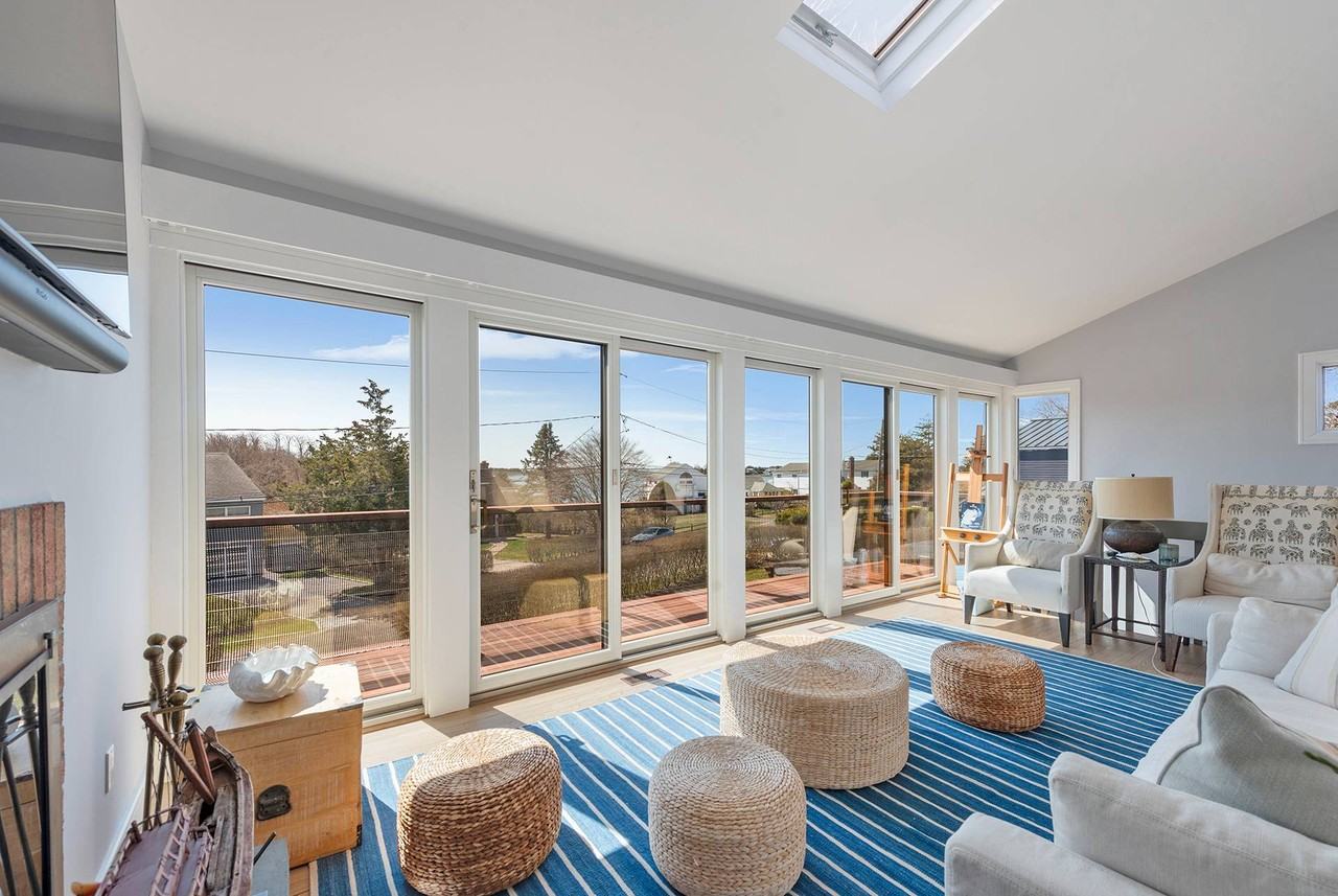 23 Landing Ln - Photo 3 of 14