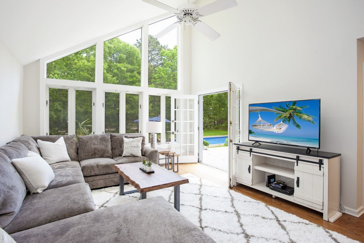 468 Water Mill Towd Rd - Photo 2 of 11