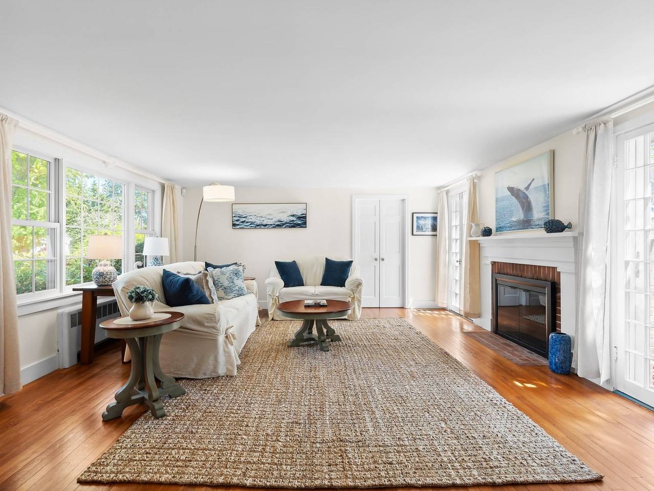 41 Dayton Ln - Photo 3 of 14