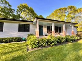 featured image of 35 W Neck Rd