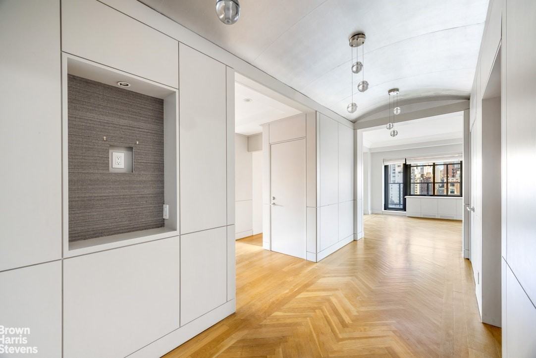 715 Park Ave #15DE - Photo 7 of 22