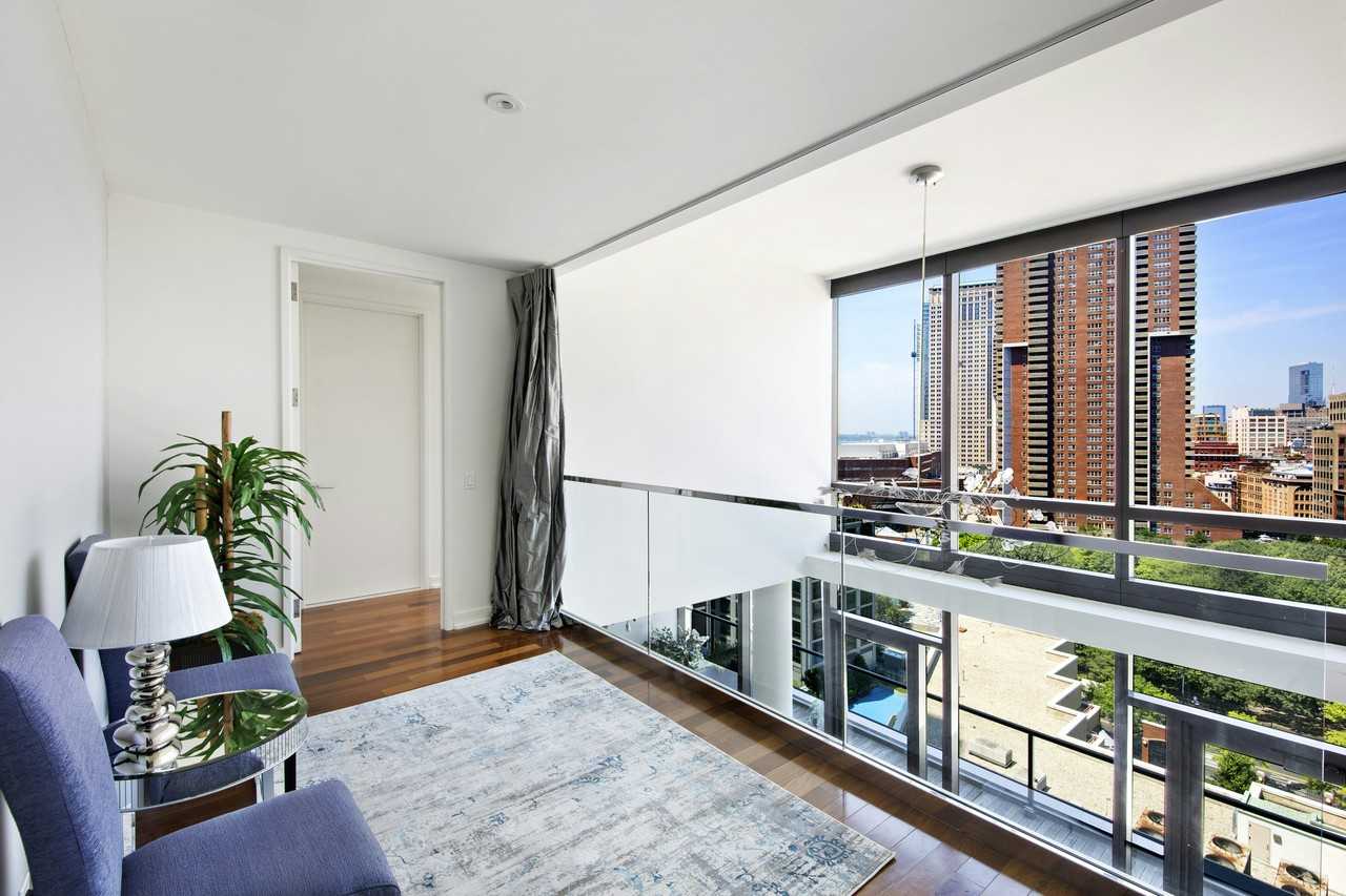 99 Warren St #11C - Photo 5 of 10