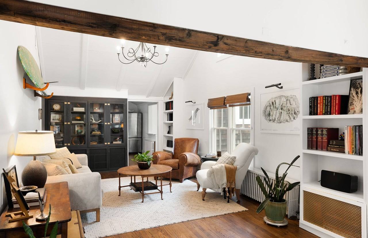 62 Old Montauk Hwy - Photo 4 of 27