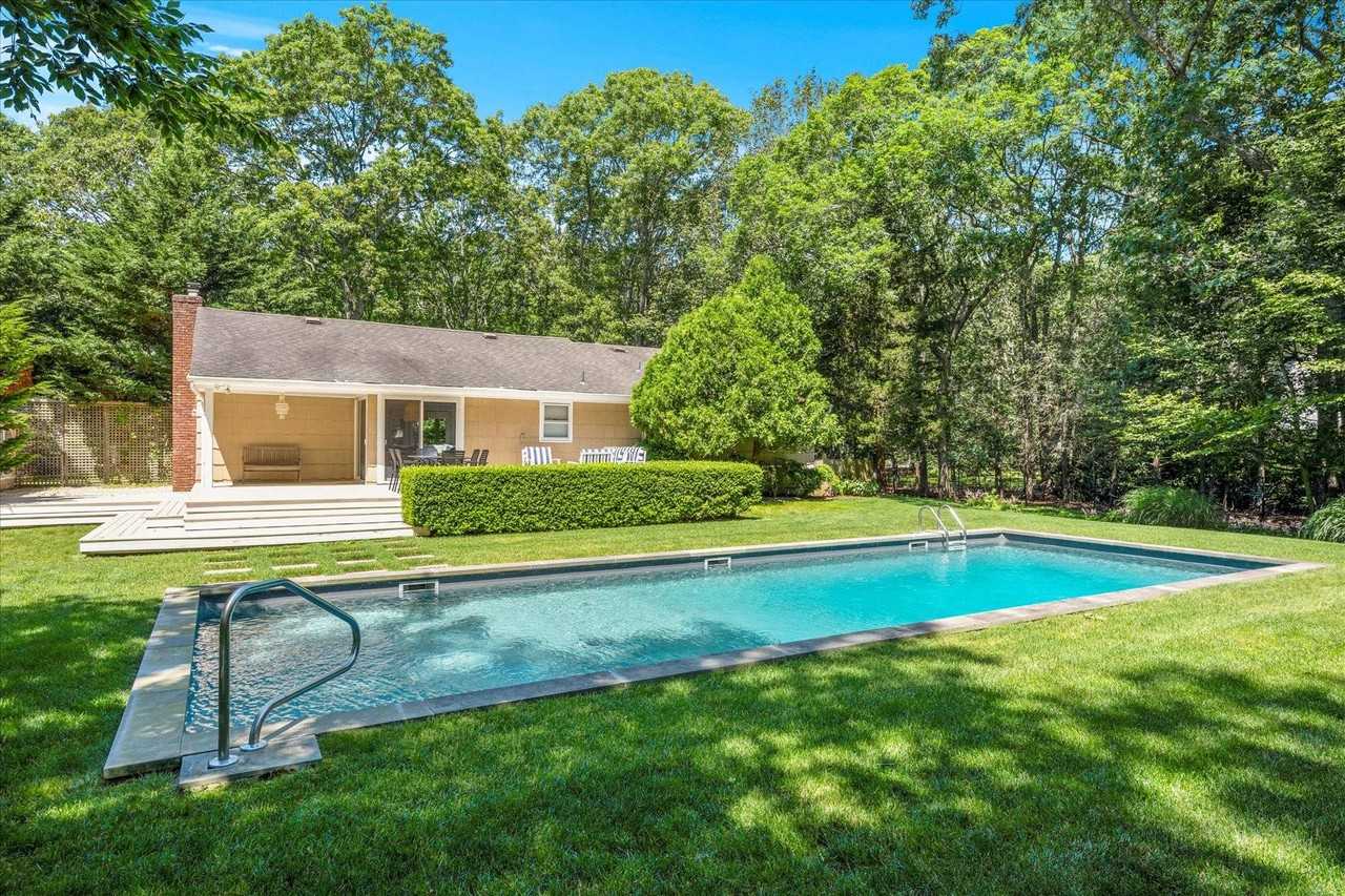 128 Water Mill Towd Rd - Photo 5 of 30