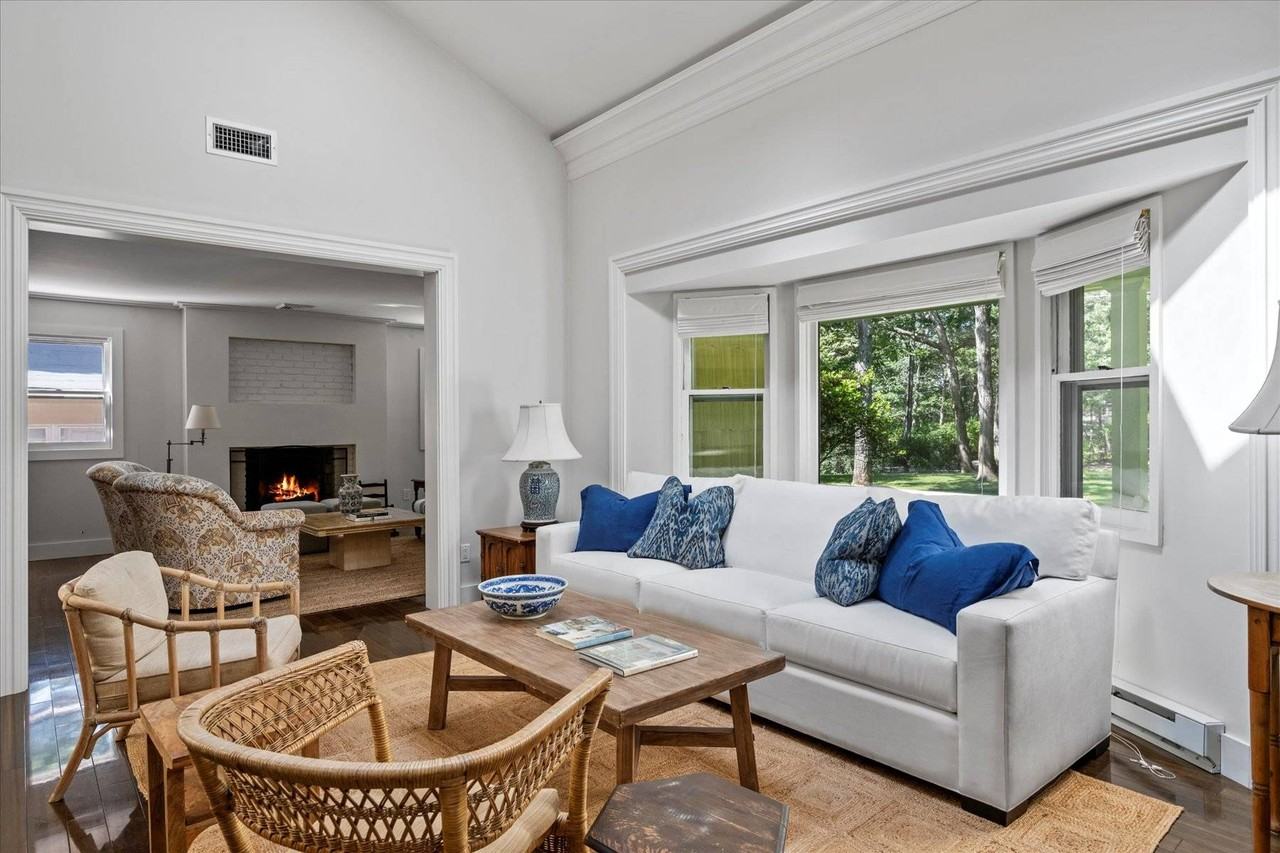 128 Water Mill Towd Rd - Photo 7 of 30