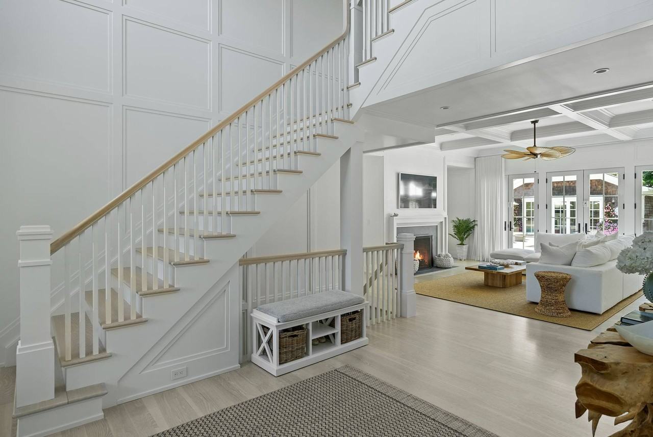 231 Halsey St - Photo 7 of 30