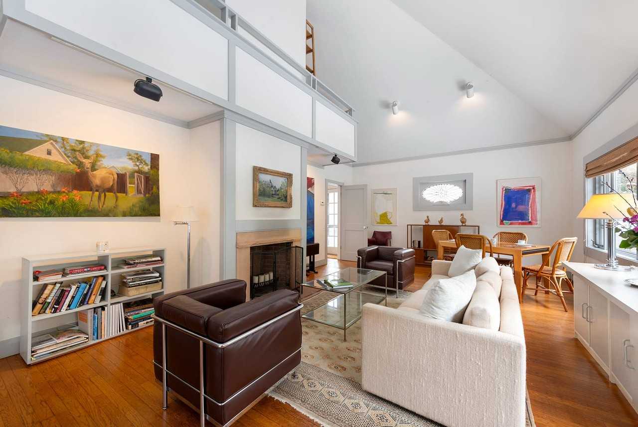 4 Pheasant Ln - Photo 4 of 17