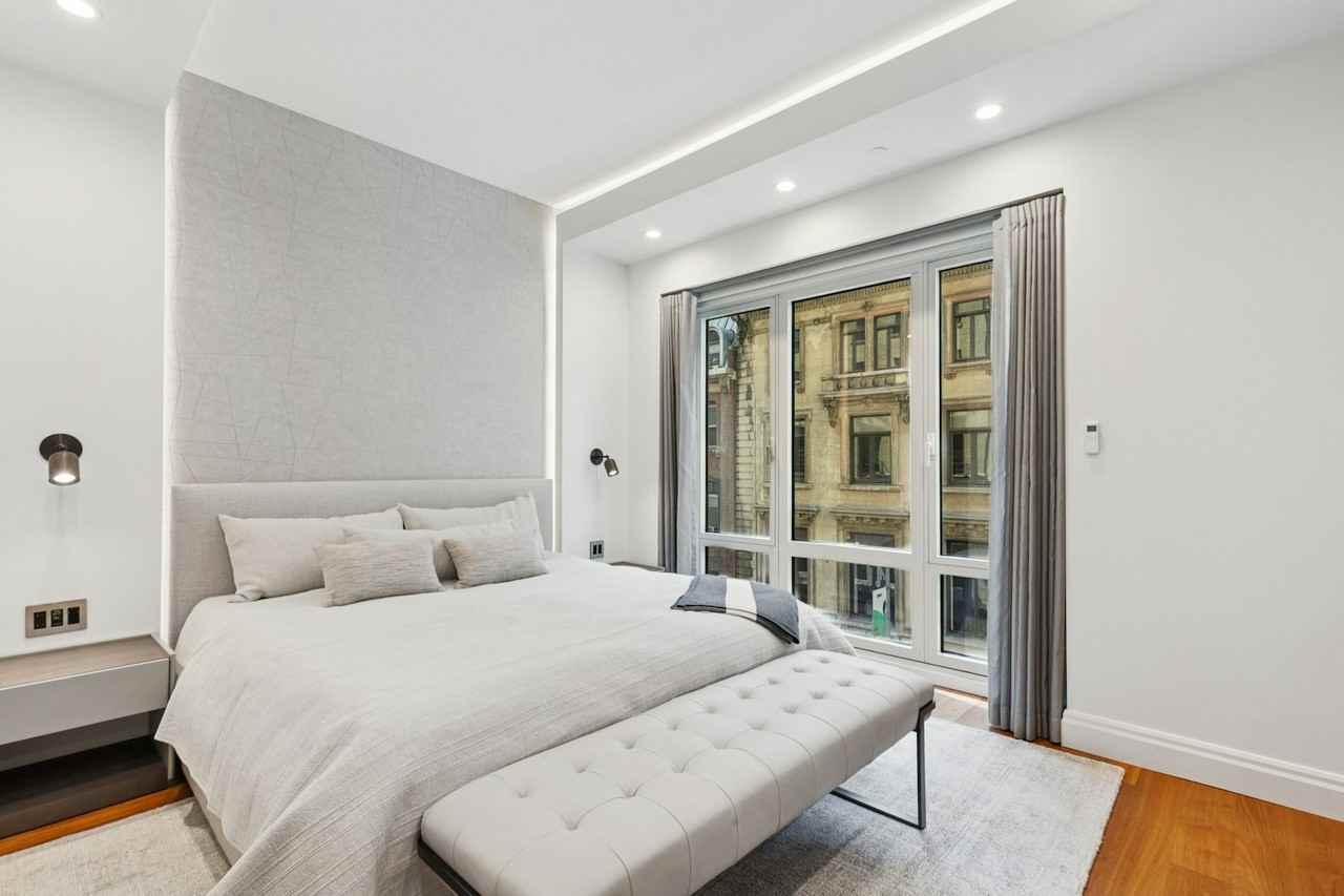 33 W 56th St #5B - Photo 5 of 12