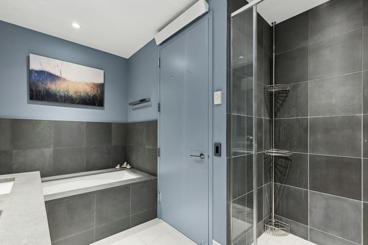 33 W 56th St #5B - Photo 7 of 12