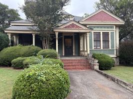 featured image of 227 Orange St #2