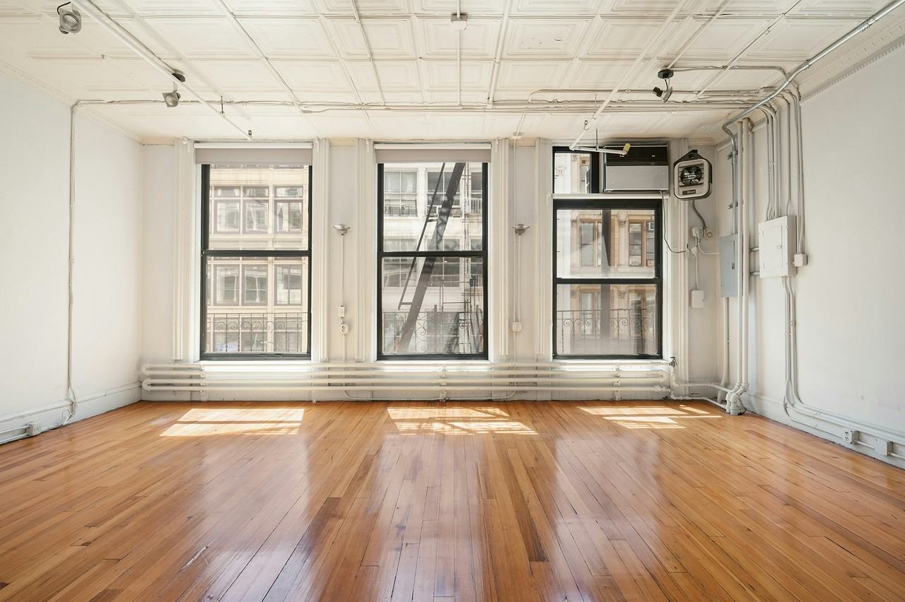 547 Broadway #3 - Photo 2 of 14