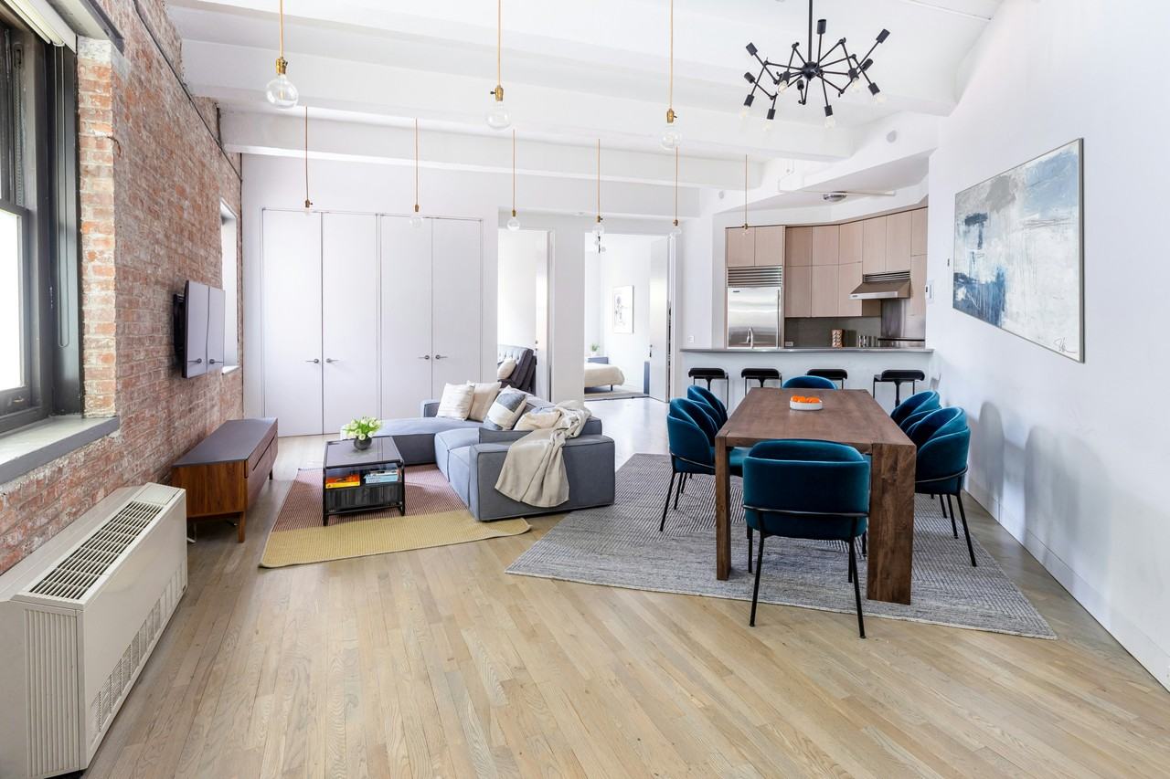 321 W 13th St #5A - Photo 2 of 13