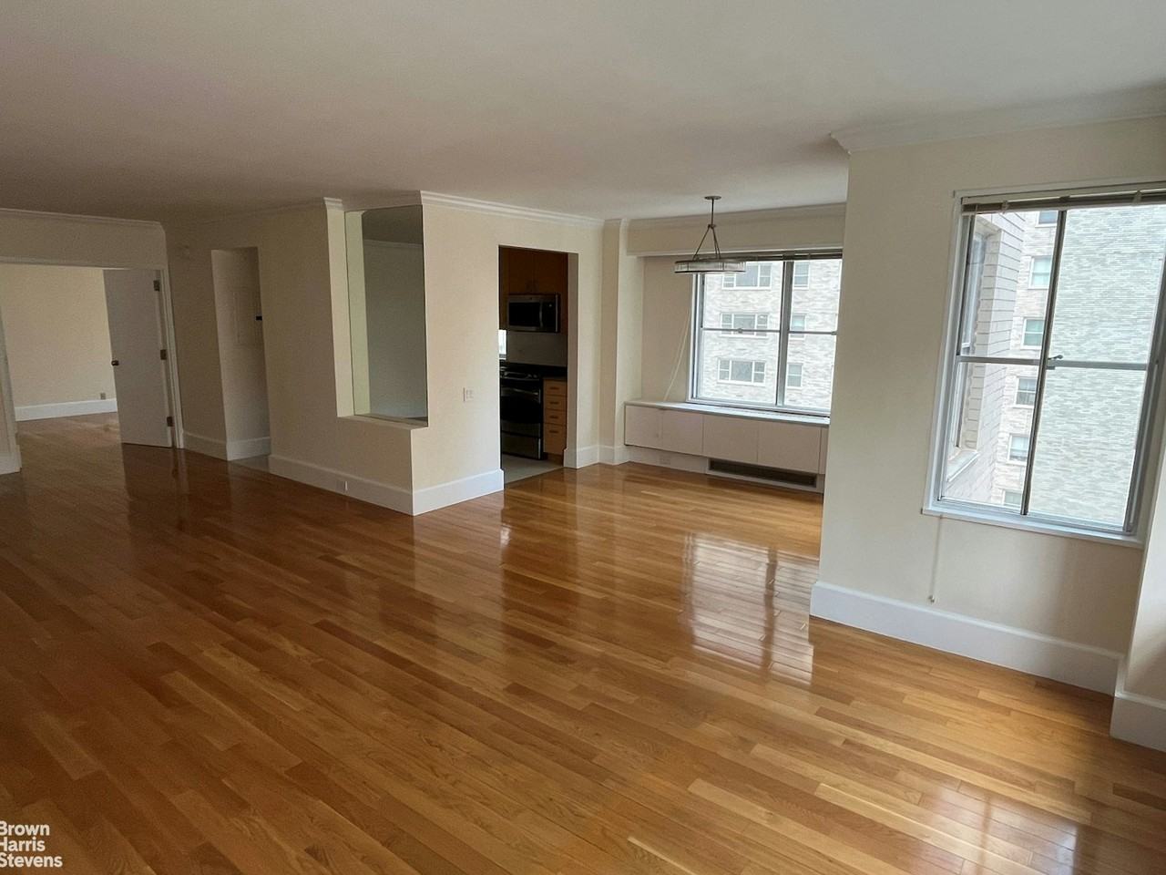 60 W 57th St #11B - Photo 2 of 11