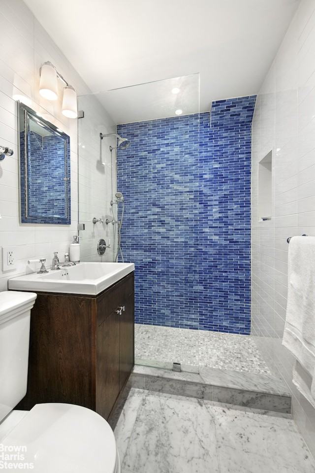 18 E 12th St #2A - Photo 6 of 7