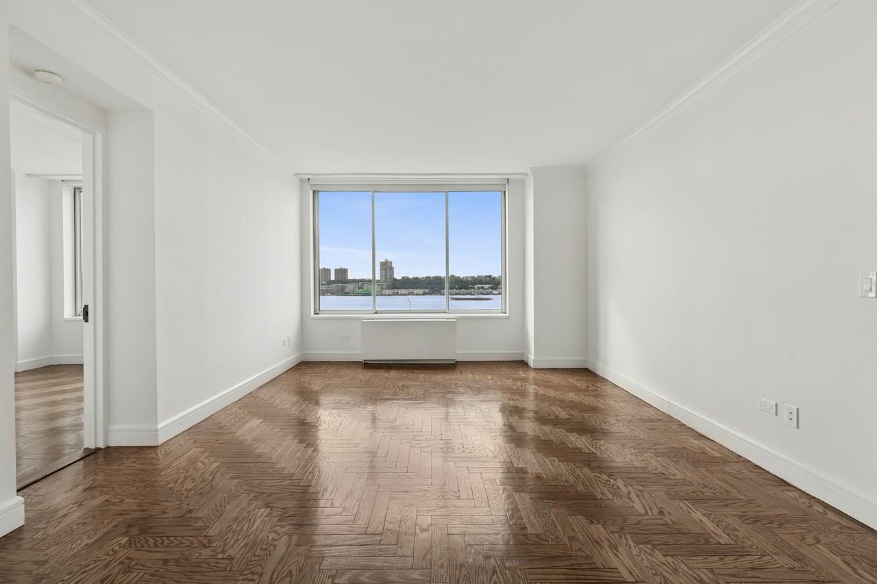 200 Riverside Blvd #6N - Photo 2 of 18