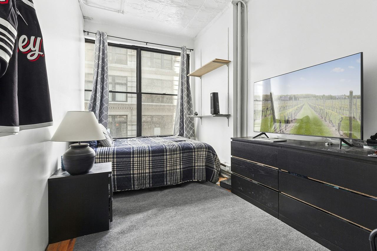 36 W 26th St #3 - Photo 2 of 4