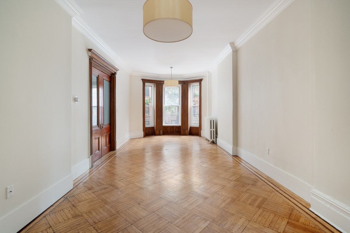 116 Bainbridge St #1 - Photo 3 of 13